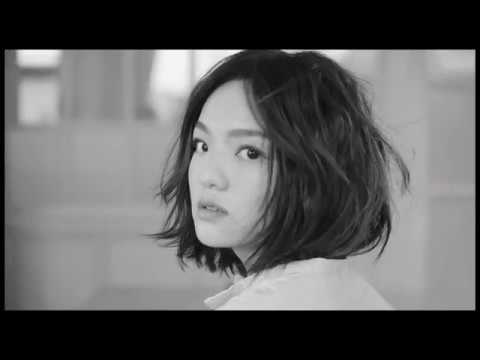 徐佳瑩 LaLa【灰色 The Gray】Official Music Video thumnail