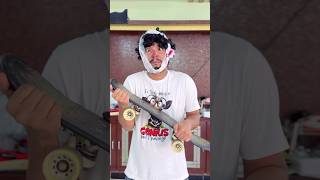 Download lagu Wait for the twist 😂 #comedy #comedyvideo #shorts #youtubeshorts #funny #funnyvideo mp3