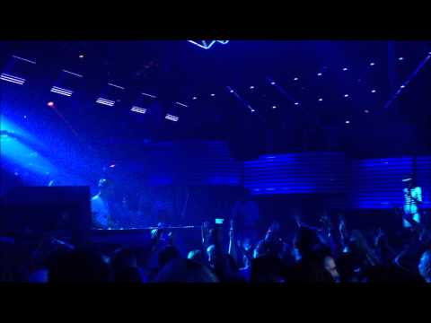 Armin @ Mansion playing Beat Service - Fortuna.wmv