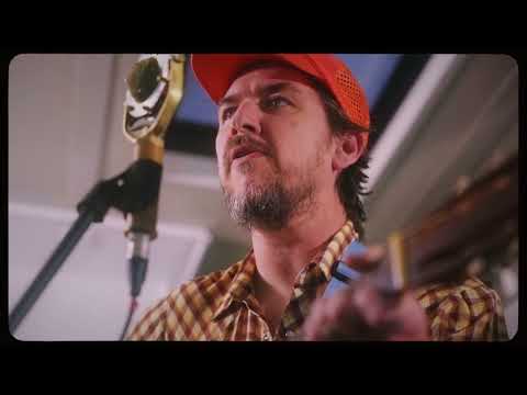 Susto Stringband - "Never Losing Me" [Official Music Video]