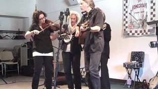 The Homegrown String Band - Banjo Pickin Girl