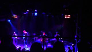 Ozma - Continental Drift (live)