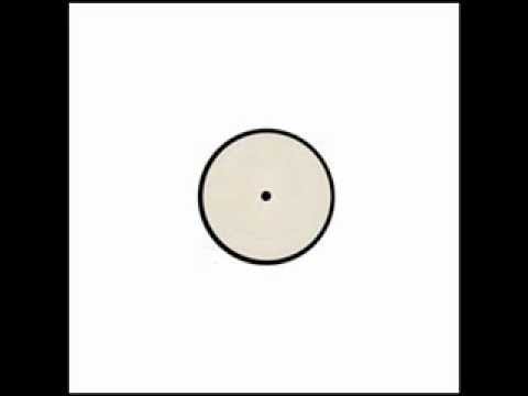 Inaya Day  vs Kid Creme - Inaya Shakedown