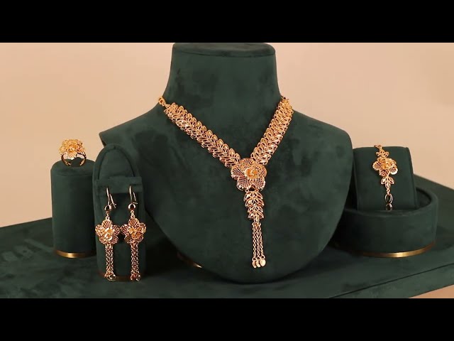 طقم اكسسوار بريق الذهب على شكل وردة الحب البراقة