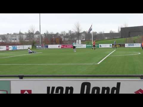 30 nov 2013 VV De Meern A1 - Xerxes DZB A1 com 1-3 Goed uitkomen Mats