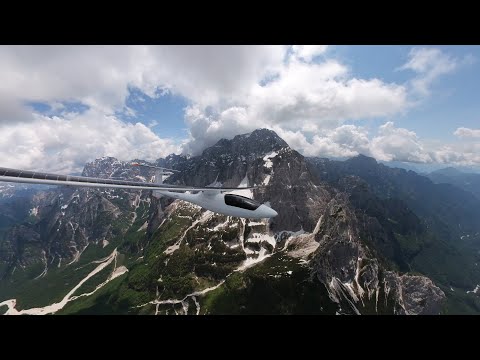 SUNSEEKER DUO pass over the Jof di Montasio ridge, near Tarvisio, Italy. June 7, 2023
