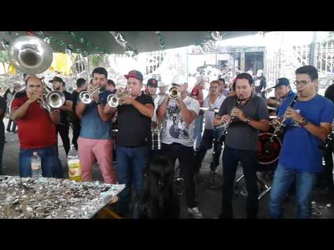 LA DECIMA BANDA - " POPURRI DE CHICOTEADAS "