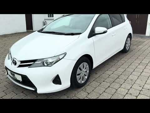 2015 Toyota Auris 1.4 D-4D TERRA VAN NO-VAT!! - Image 2
