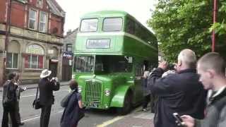 preview picture of video 'Ride on a 1956 Daimler CVG6 bus, Dukinfield Aug 2014'