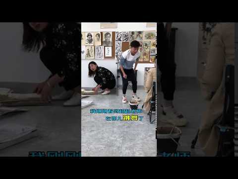 这样就很尴尬了~