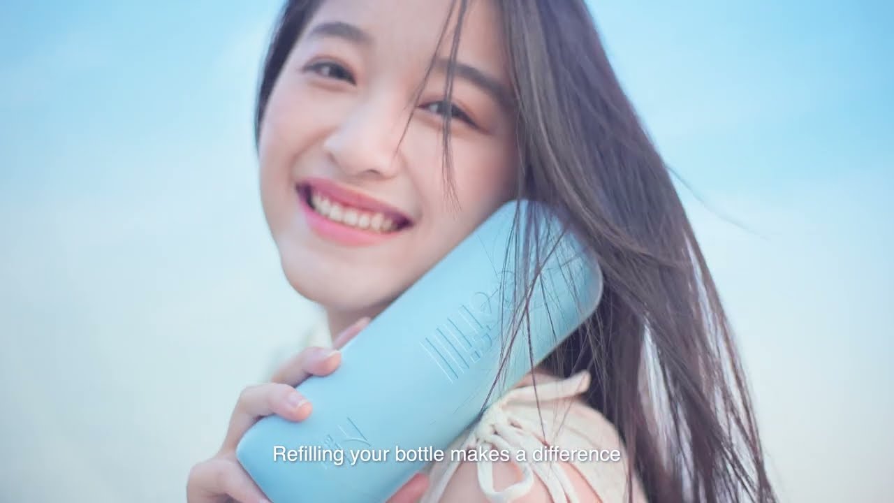 7-Eleven — re.fill Reusable Water Bottle