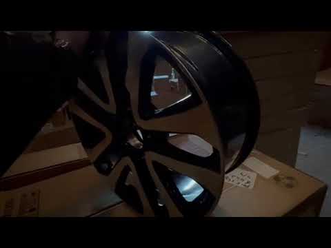 Toyota Land Cruiser 200 2007–2021 Lichtmetalen velgen R20 (design 2016, 4 stuks) Video 1