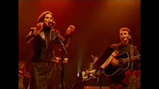 Nanci Griffith in &quot;Wall of Death&quot; - Glasgow, 1998