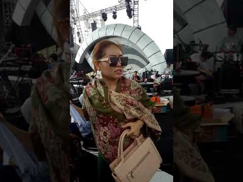 Keseruan IKIF dkk Di Panggung.. GR acara mlm tahun baru live dr Monas