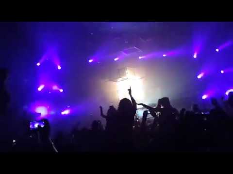 Tennis Court (Flume remix) - Lorde [Flume Live 9/24/16]