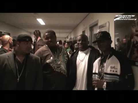 Mega D RMXCRW & Sean Kingston Chilling Back Stage Freestyle