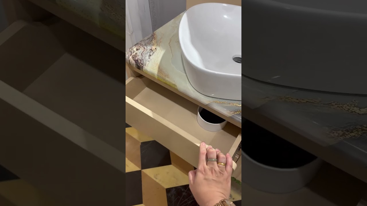 CANBESTO Trọn Bộ Lavabo 5 Món CL8.002-BE.02 – Tủ Gương LED Vòi Ống Xả Chất Liệu MDF Chống Thấm Màu Be Kiểu Treo Tường