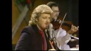 Christmas Time&#39;s A Comin&#39; - Ricky Skaggs