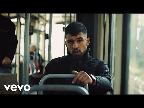 Maes - Message (ft. ZKR) (Clip Officiel) 2025