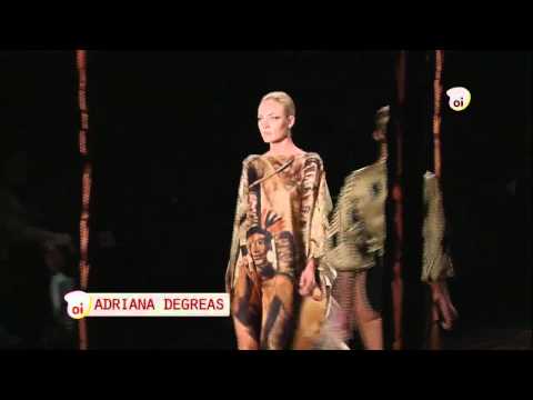 Oi Moda // Desfile Adriana Degreas - São Paulo Fashion Week Verão 2012
