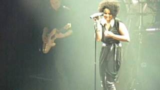 Schiller - Under my skin (mit Kim Sanders) (Live in Hamburg 2010)