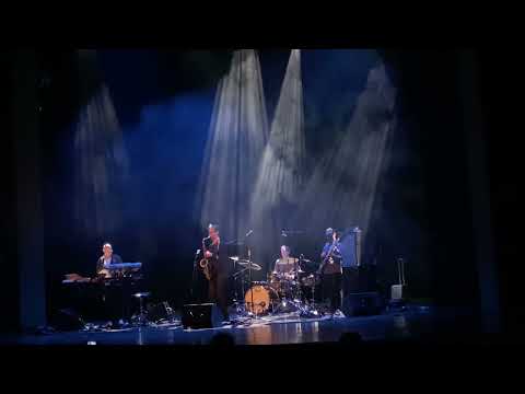 David Bowie - Lazarus (Donny McCaslin Quartet)