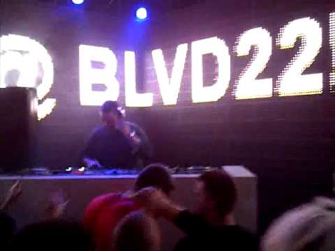 GEORGE ACOSTA @ BLVD22 VANCOUVER drops unreleased single