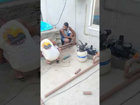 Equipe MMpiscinas RJ instalação de piscina de fibra #mmpiscinasrj 