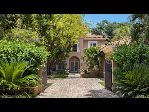 The Jills Zeder Group Presents 2037 Secoffee St, Miami, FL 33133