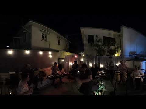 360 VR Moonlight Sessions Live Music at MAD Burger with West End Music Collective. Song 03