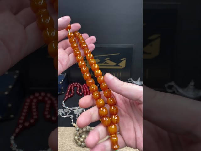 سبحة مسكي عسلي مموج بحبات دائرية وشرابة أثرية