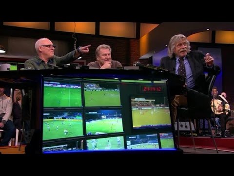 Johan uitgelachen tijdens uitzending - VOETBAL INSIDE