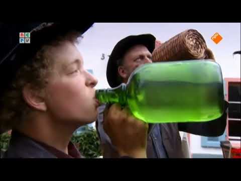 Boer Frans & Kleine Frans samen op vakantie -  Man Bijt Hond [DEEL 7]