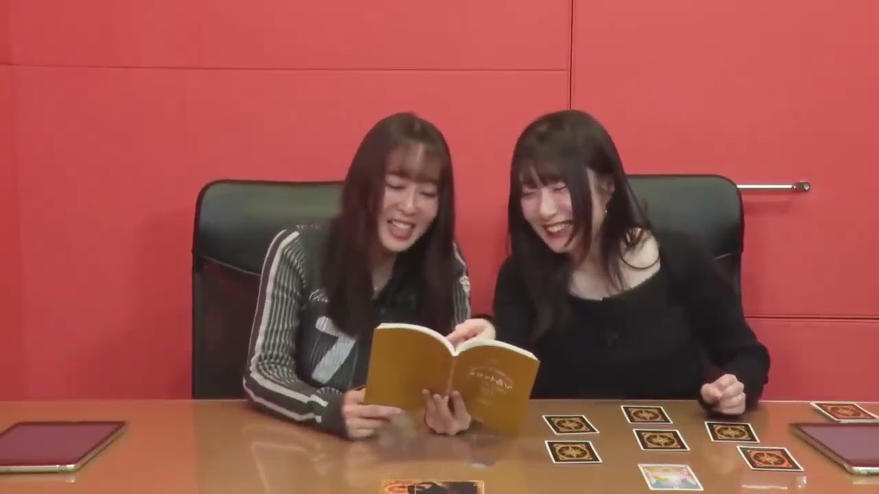 When fortune-telling goes wrong ft. Hikasa Yoko & Hidaka Rina