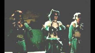 KayLouise &amp; Mesmeric - Counting Bodies... Detroit, Michigan