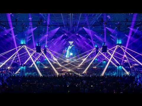 Xijaro & Pitch play 'Conjure One feat. Sinead O’Connor – Tears From The Moon (TMNL23) [4K]