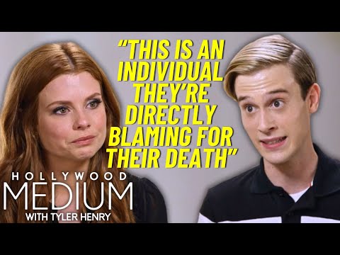 Tyler Henry Connects JoAnna Garcia Swisher To Murdered Family Friends | Hollywood Medium | E!