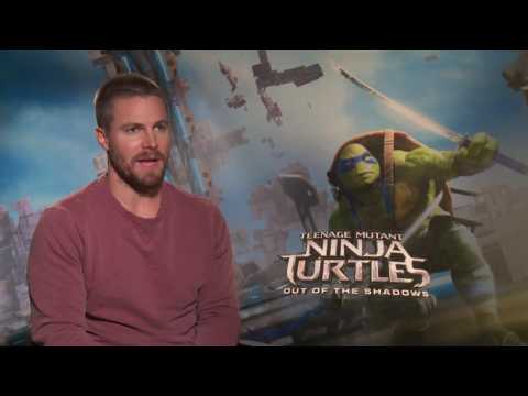 Stephen Amell To Star In Wrestling Drama On Starz