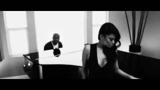 Serani- She Loves Me