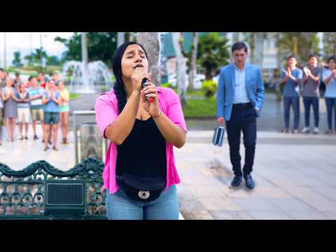 Street artist changed a married man's life