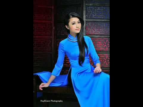 Thể hiện bởi Hoàng Thục Linh