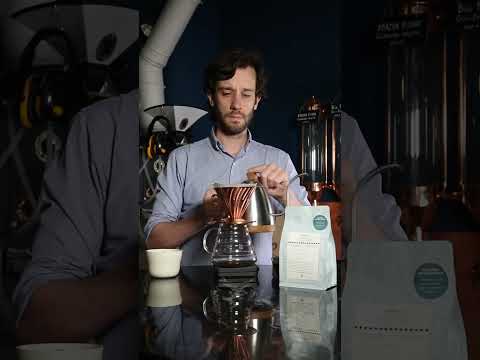 Learn how to make a perfect V60 coffee with Cafezal!