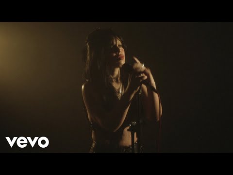 Kelsy Karter & The Heroines - Holding Out for a Hero (Stripped)