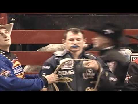 Western Wishes bucks Corey Navarre - 05 PBR Finals