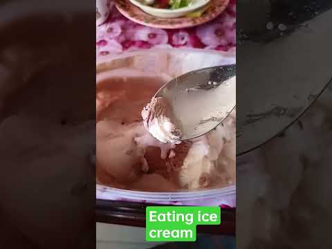 #icecream eating#delightfull food#delicious#delwar@lets have#mouth watering food its an Ice-cream