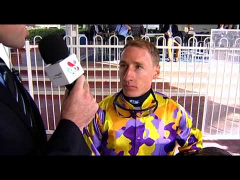 Belmont Park, 11/06/2016 - Race 4 - SOCIALLY UNIQUE - Alana Williams & William Pike