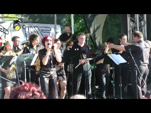 BLUE ORCHESTRA + Petra Janů (22.6.2012) - Má pouť