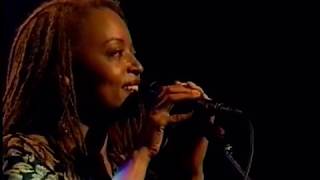 Cassandra Wilson - Harvest Moon (1996)