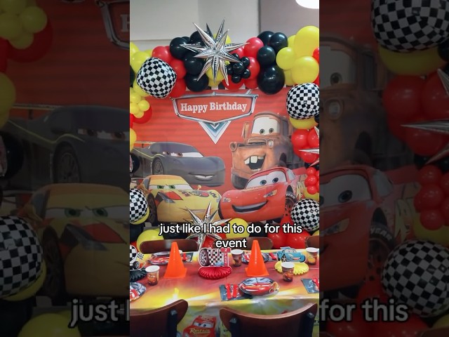 Vídeo relacionado con Coches de Carreras Feliz Cumpleaños Bandera,Camión Monstruo Decoraciones para Fiesta de Cumpleaños Banderines Feliz Cumpleaños Happy Birthday Banner para Niños Fiestas Suministros