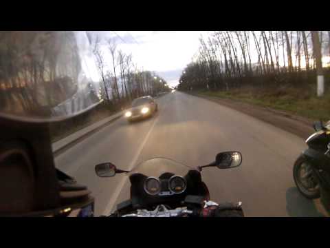 Suzuki GSF 1200 S Bandit vs  Honda VFR 800